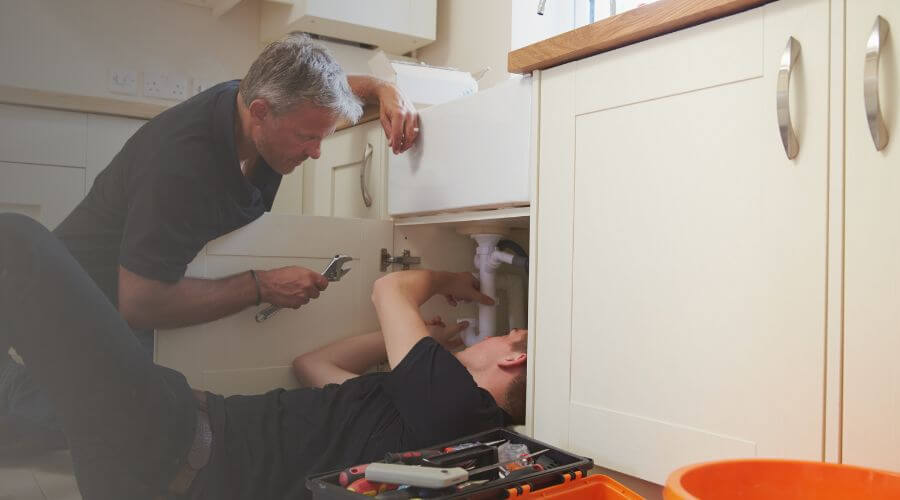 Professional burst pipe repair services in Manchaca, TX